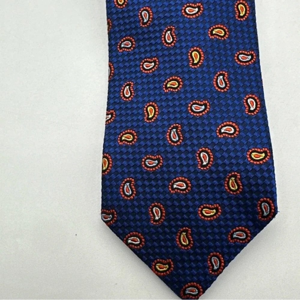Etro Silk Neck Tie In Navy Blue With Red Yellow White‎ & Blue Paisley